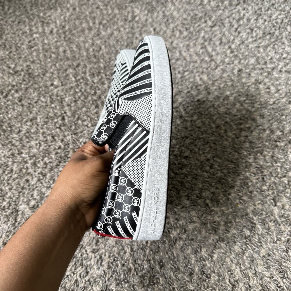 Michael Kors Slip-On Keaton Leather Sneakers Shoe Black White Logo Size 6 New - Picture 6 of 10